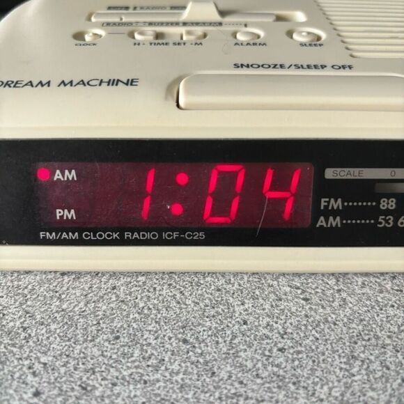 Sony Dream Machine ICF-C25 FM/AM Clock Radio - Picture 2 of 8